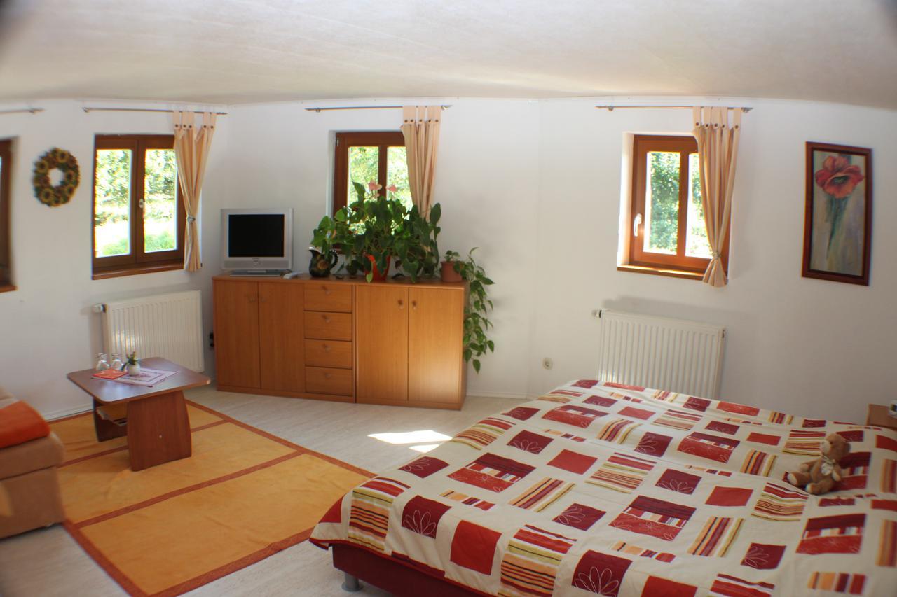 Gasthaus "Zum Wanderstuebel" Hinterhermsdorf Ngoại thất bức ảnh